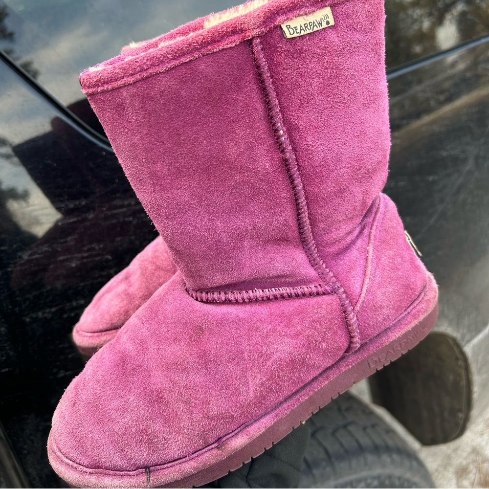 Bear paw women’s boots size 6